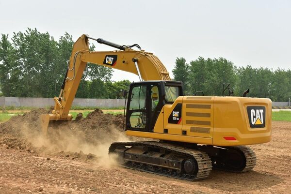 Экскаватор гусеничный Caterpillar CAT 330 GC 265 л.с. 1.8 м3